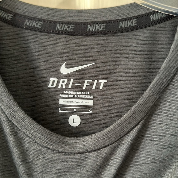 Nike Mens Training Tee Dri Fit Short Sleeve Size L - Picture 5 of 5